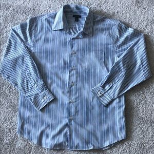 Men’s Van Heusen Button-Down Dress Shirt